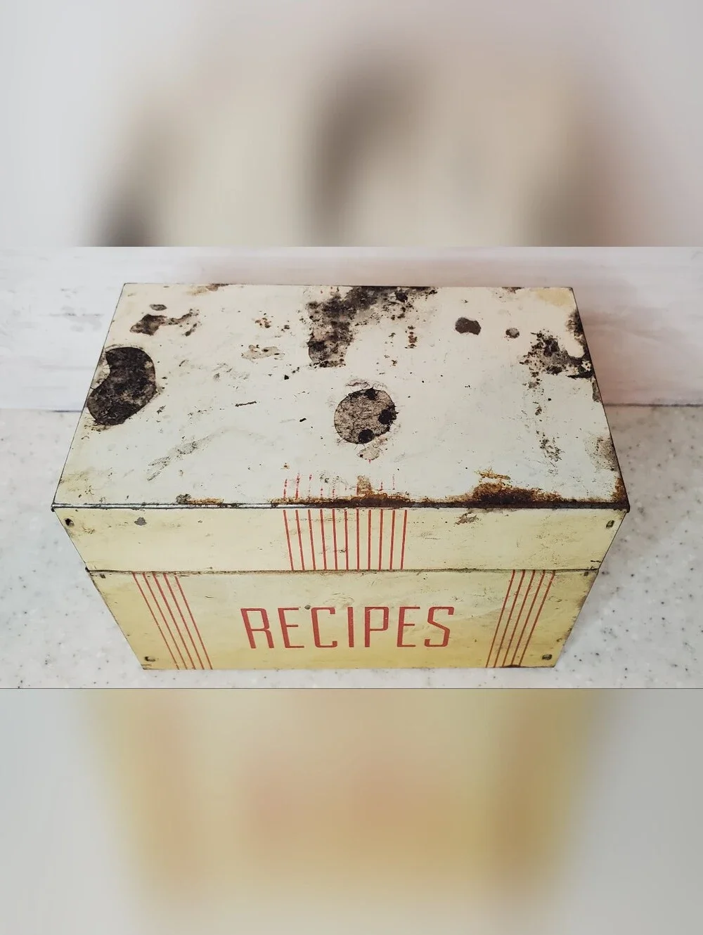 Vintage Metal Recipe Box w/ Vintage Recipe Cards & Dividers Art Deco Kitchen Sto